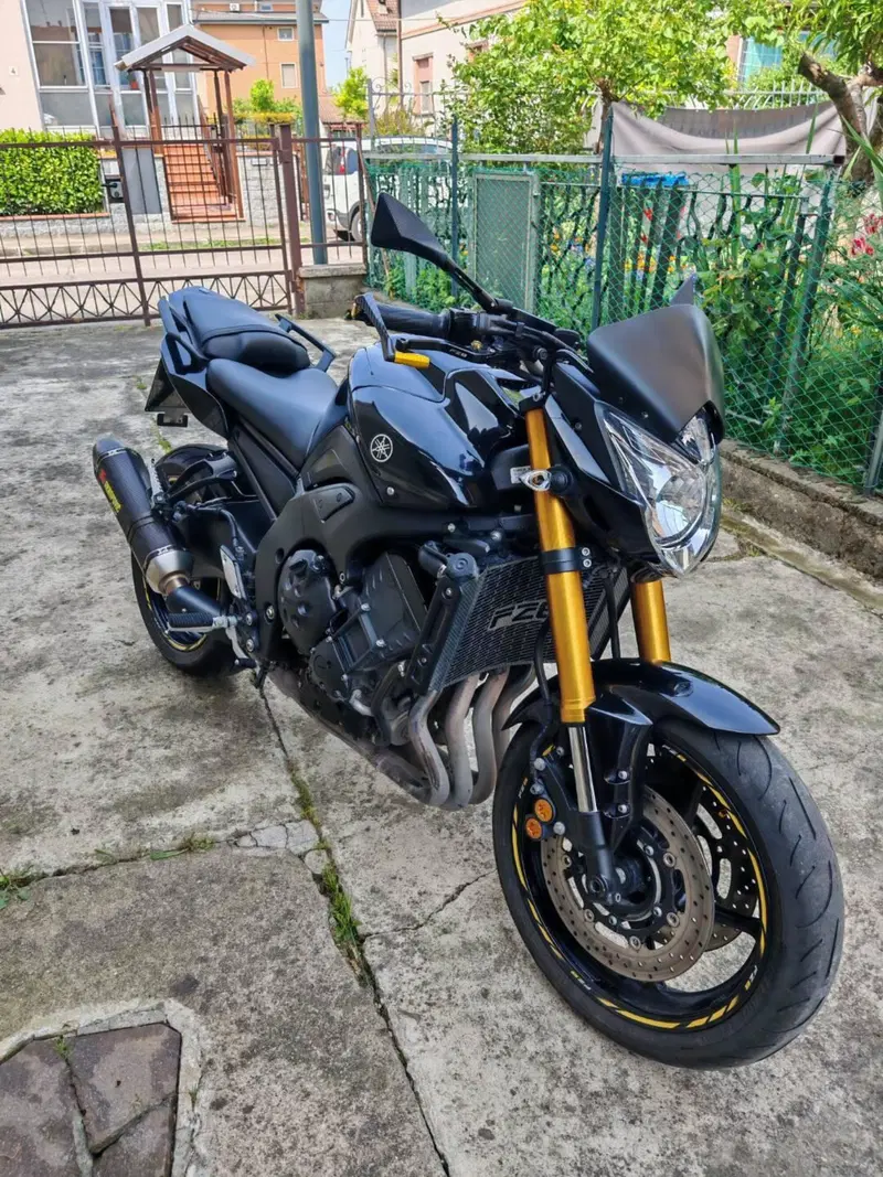Yamaha FZ8 (2013 - 16)