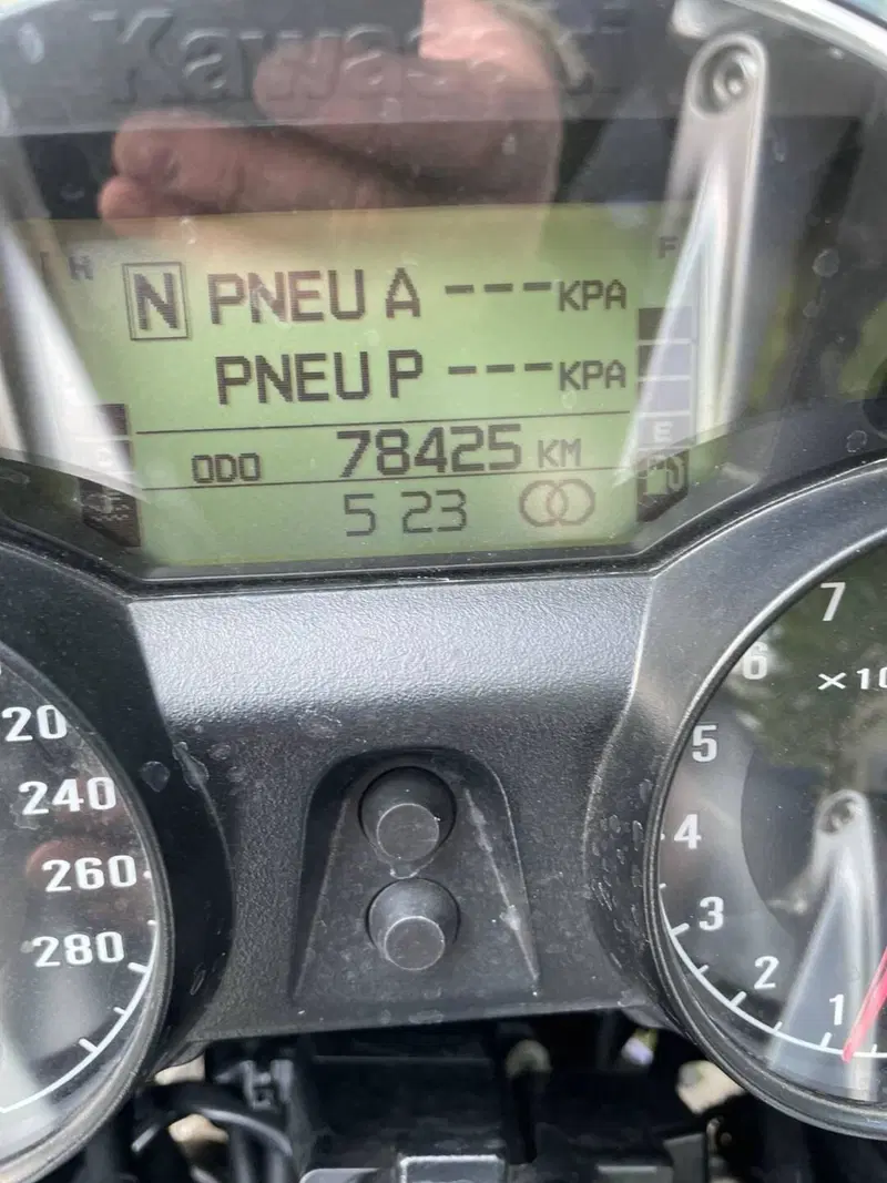 Kawasaki GTR 1400 ABS (2010 - 14) (6)