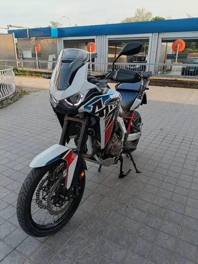 Honda Africa Twin CRF 1100L DCT (2022 - 23) usata