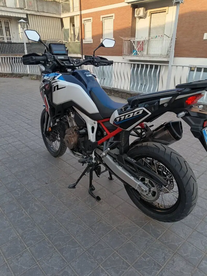 Honda Africa Twin CRF 1100L DCT (2022 - 23) (3)