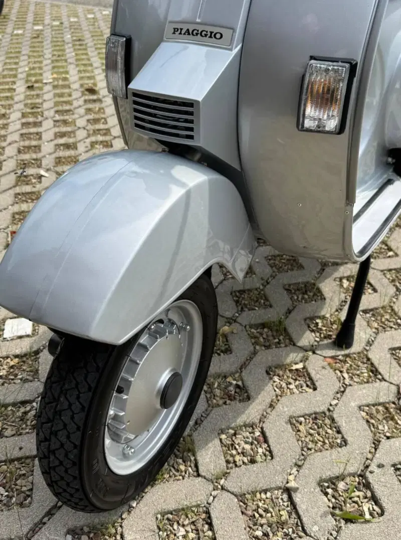 Piaggio PK125S (7)