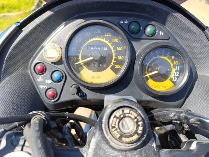 Kawasaki KLE 500 (2005 - 06) (4)