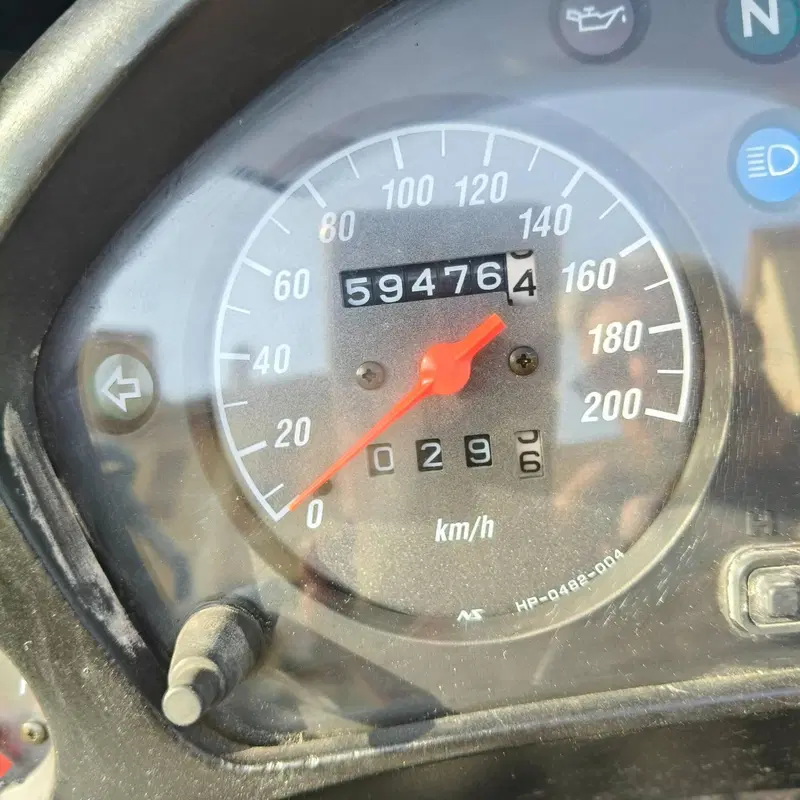 Honda Transalp XL 650V (2005 - 06) (4)