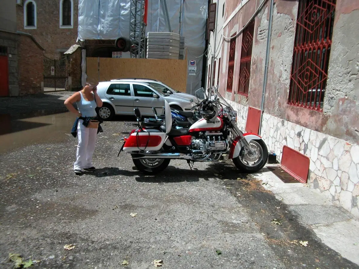 Honda F6 1500 C