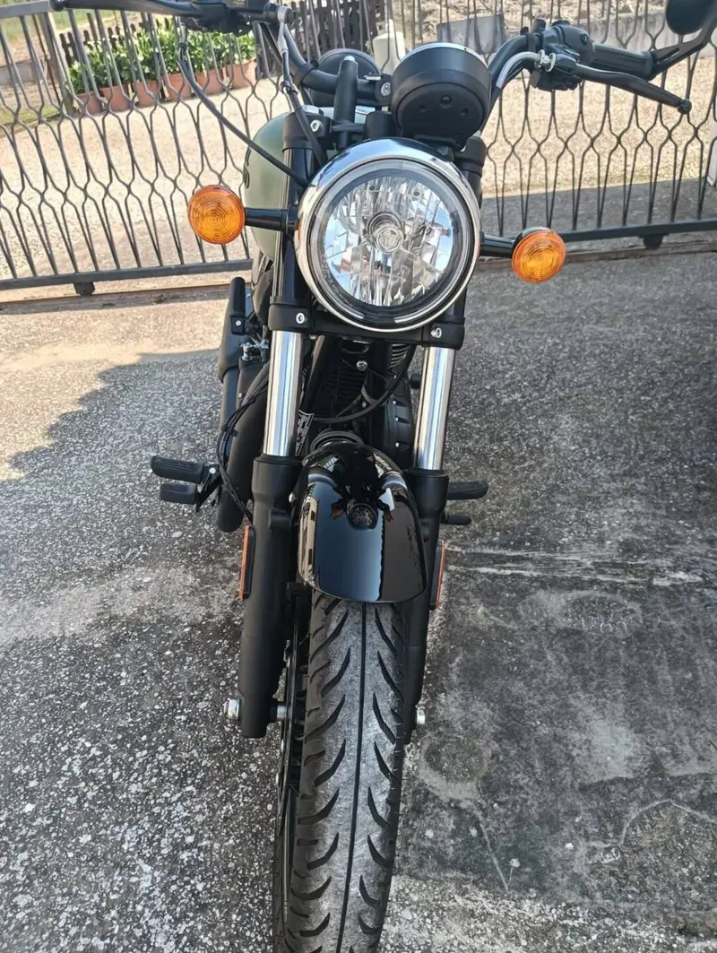 Royal Enfield Meteor 350 (2021 - 26)