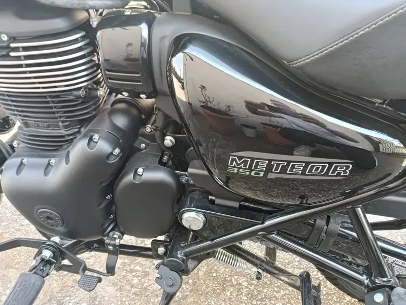 Royal Enfield Meteor 350 (2021 - 26) (9)