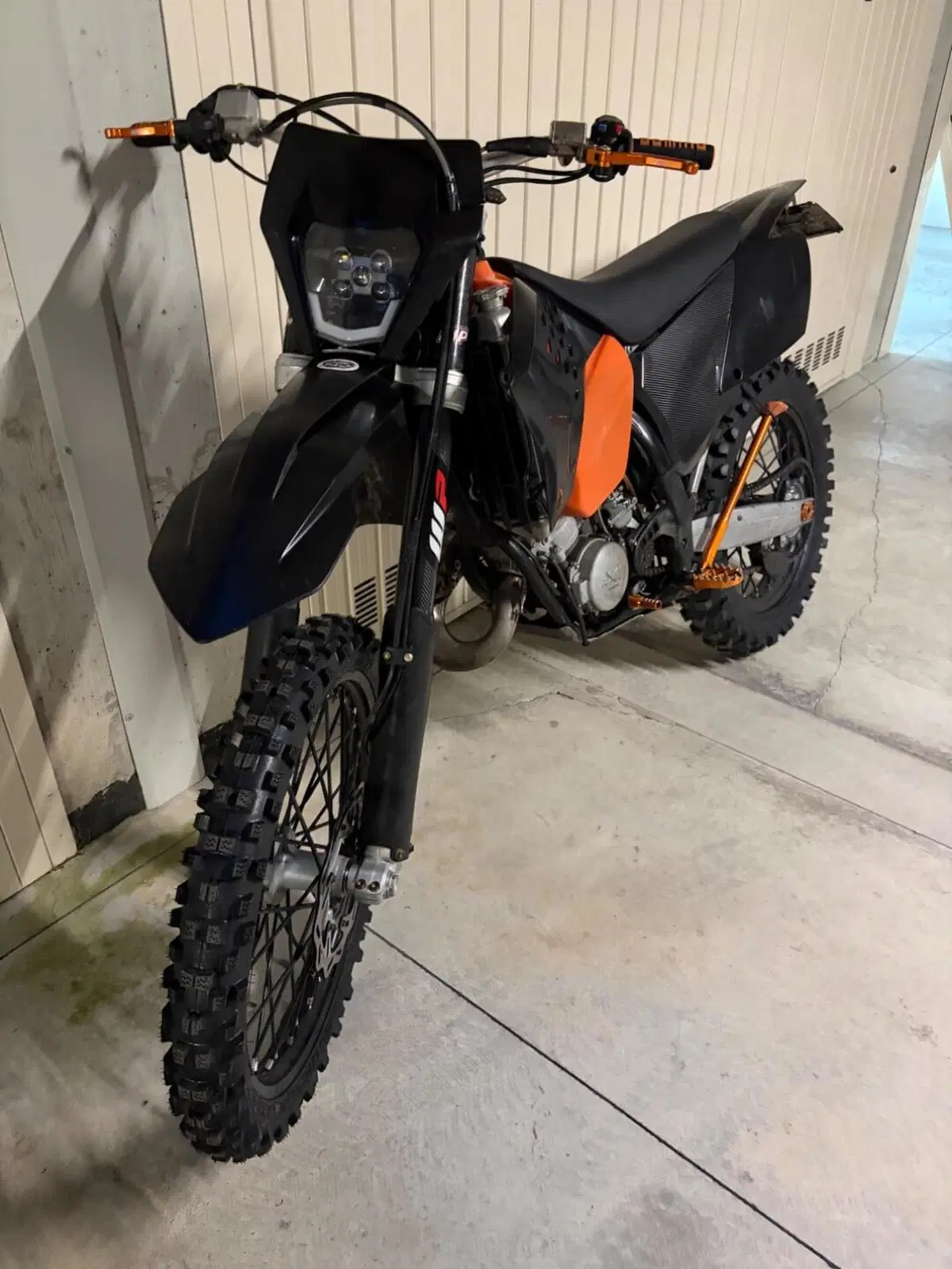 KTM 125 EXC (2005) (2)