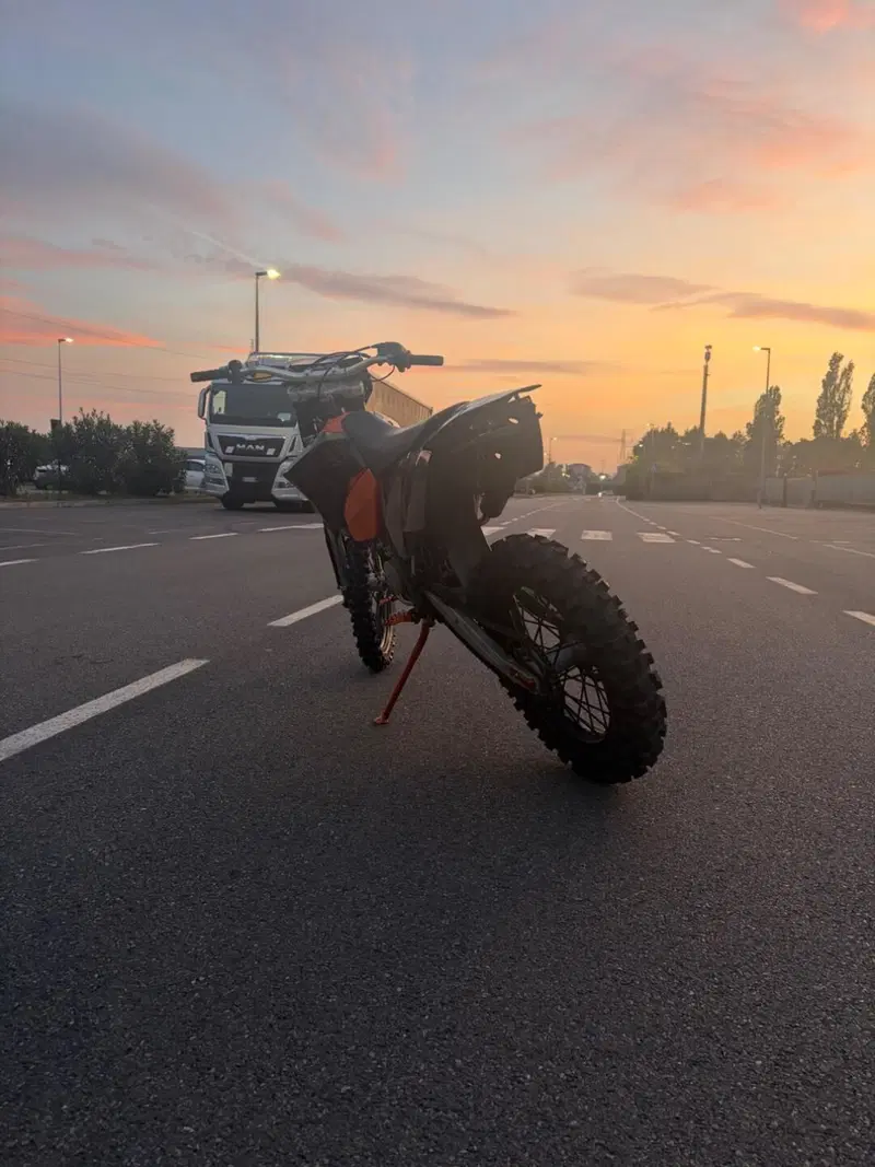 KTM 125 EXC (2005) (4)