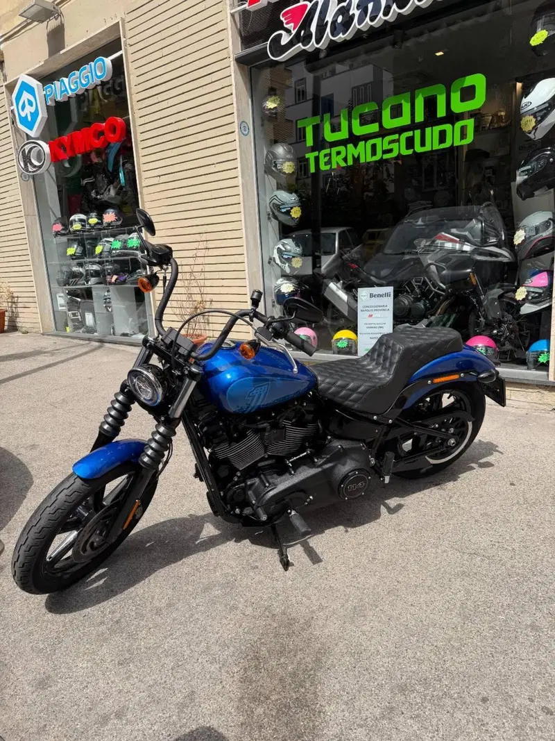 Harley-Davidson Street Bob 114 (2021 - 24) (2)