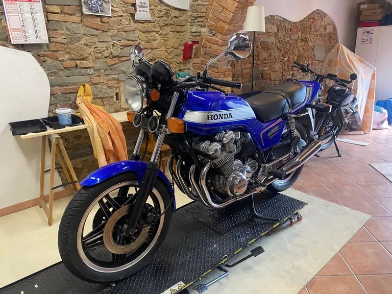 Honda 900f (10)