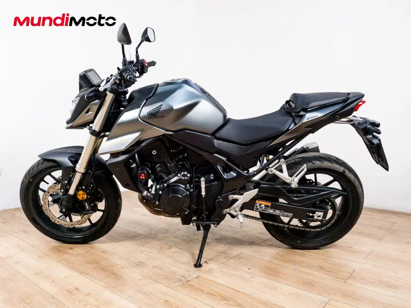 Honda CB 750 Hornet (2025) (6)