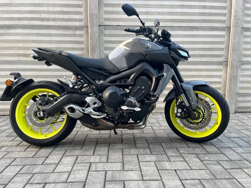 Yamaha MT-09 (2017 - 20) (3)