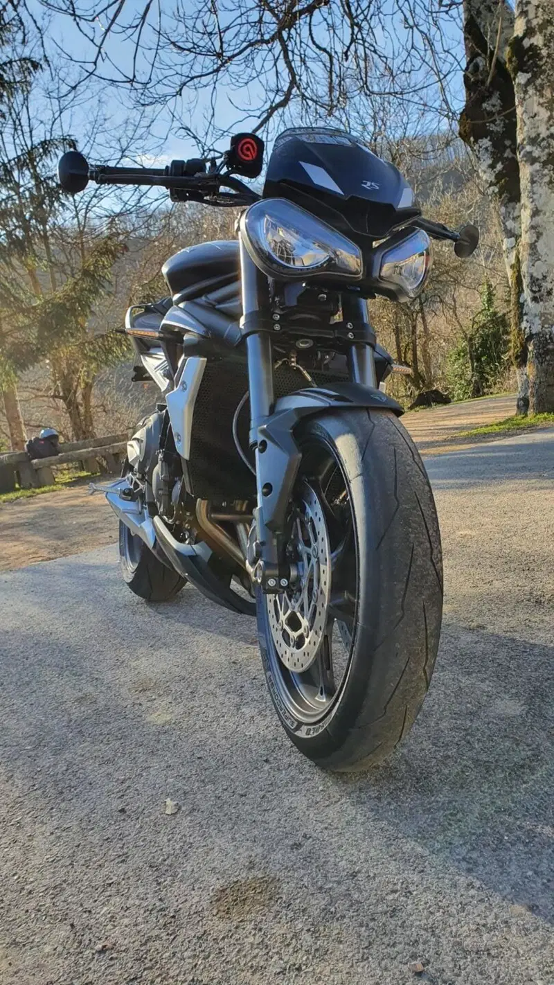 Triumph Street Triple RS (2020 - 22) (2)