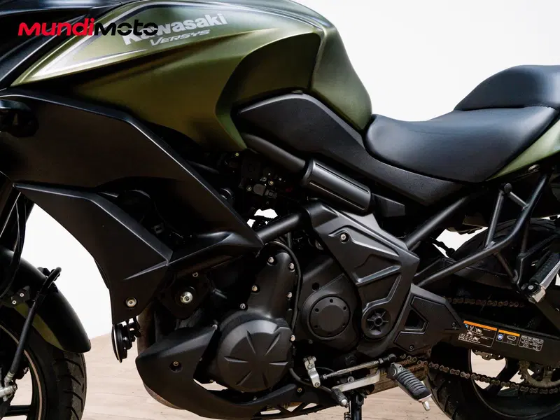 Kawasaki Versys 650 Tourer Plus SE (2017) (9)