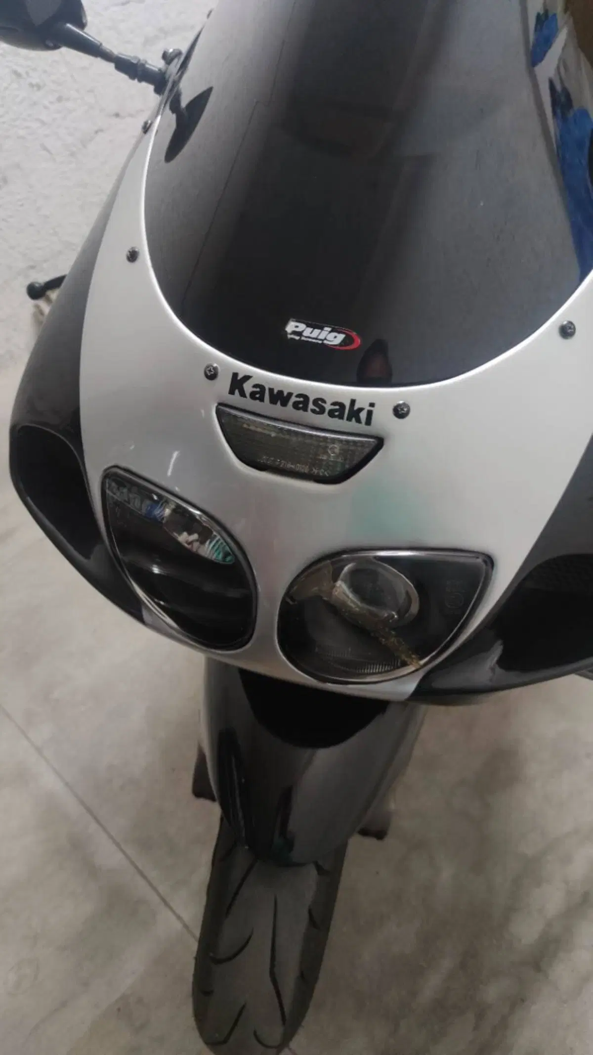 Kawasaki ZX7R  (13)