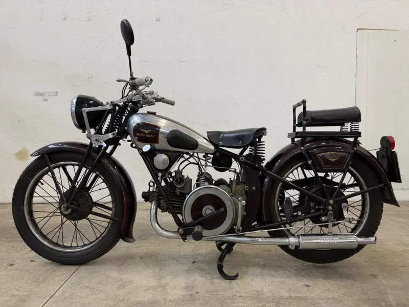 Moto Guzzi Sport 15