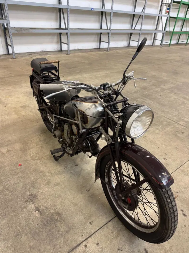 Moto Guzzi Sport 15 (3)
