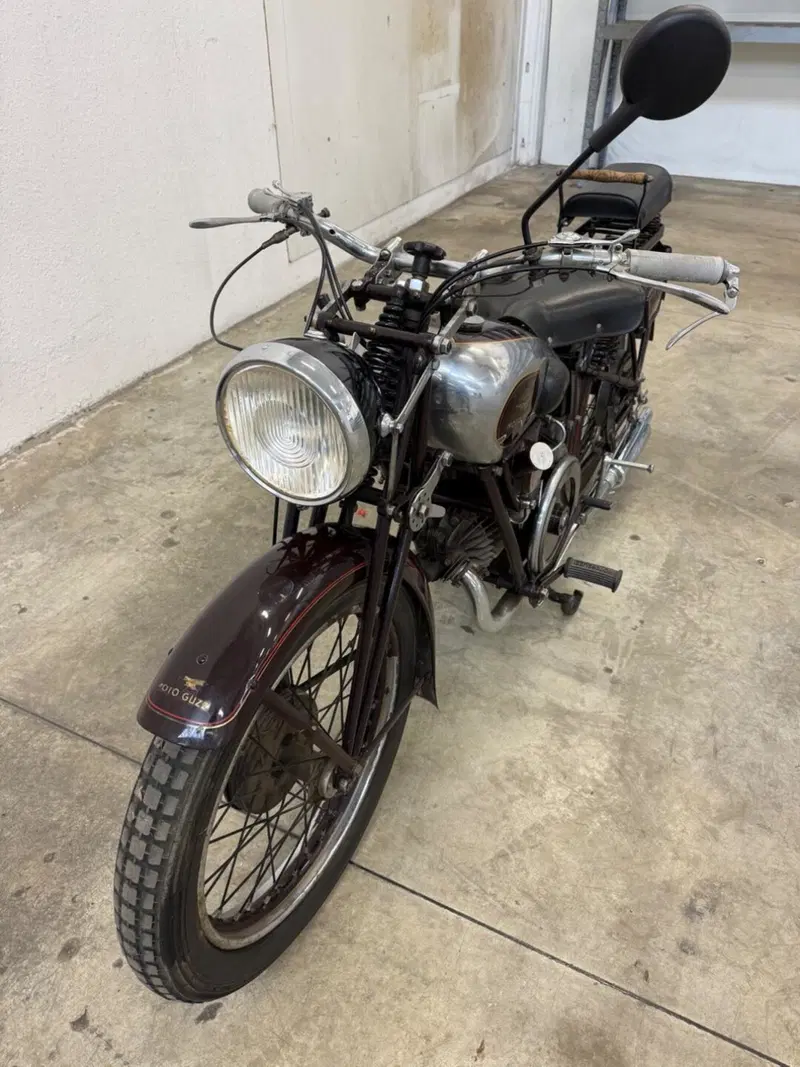 Moto Guzzi Sport 15 (13)