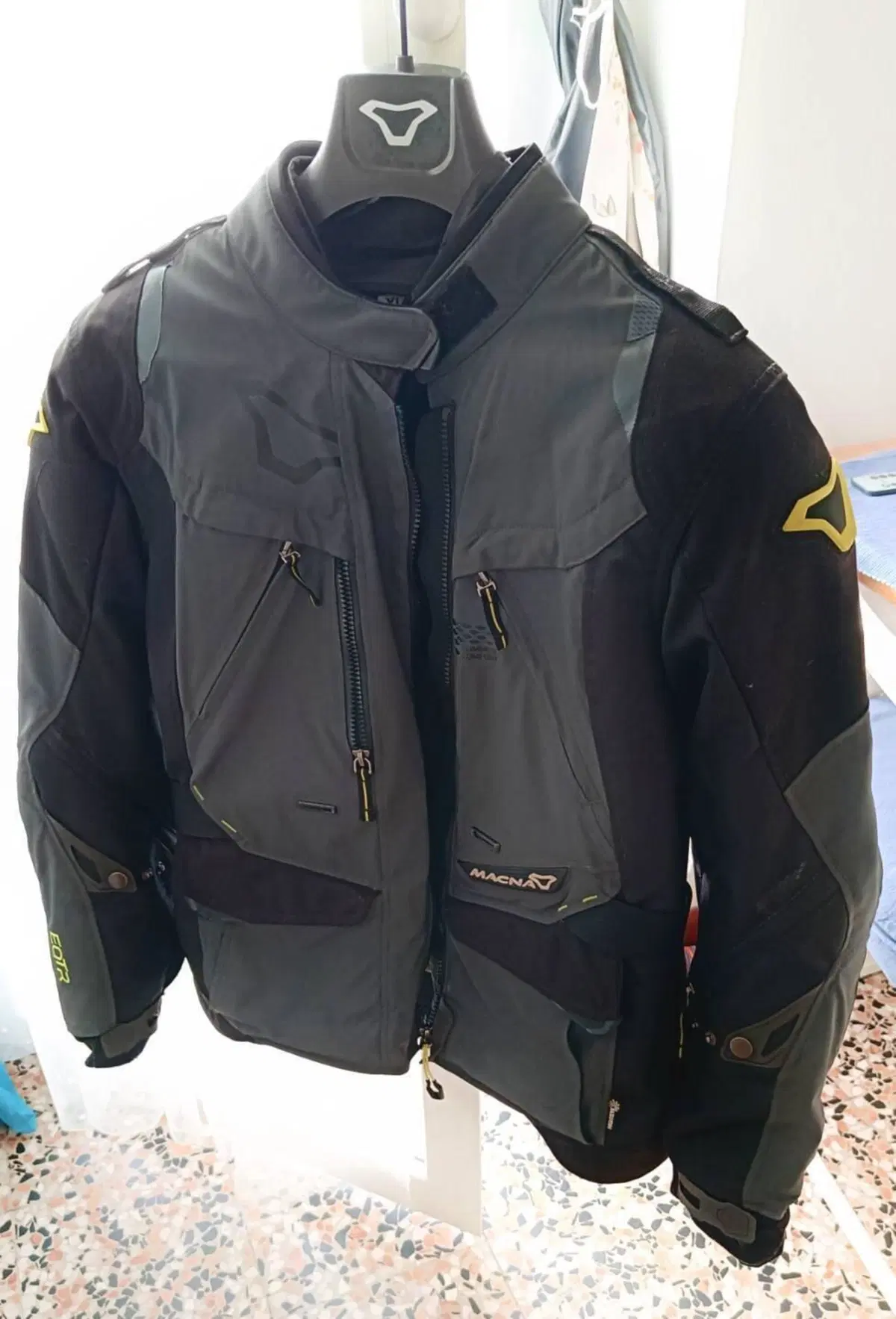 Giacca moto donna Macna
