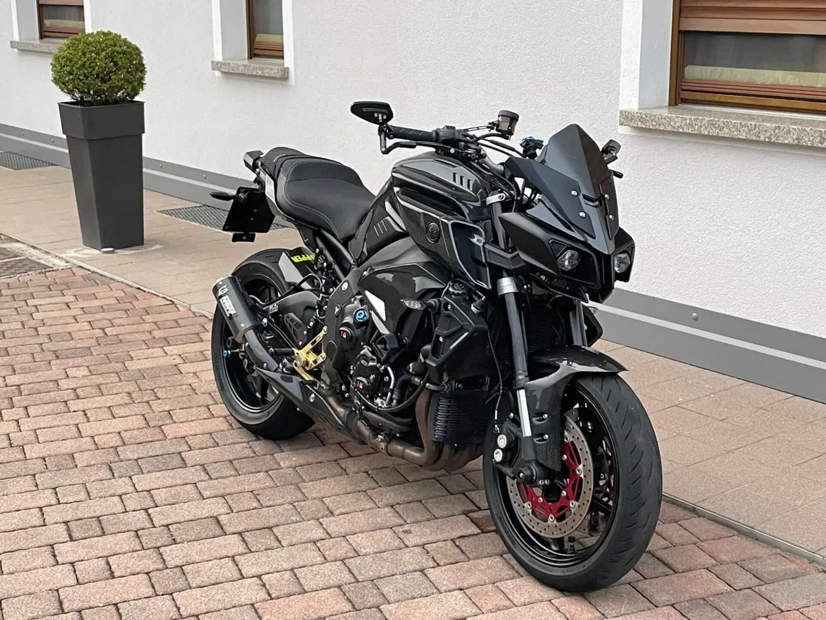 Yamaha MT-10 ABS (2016 - 17)