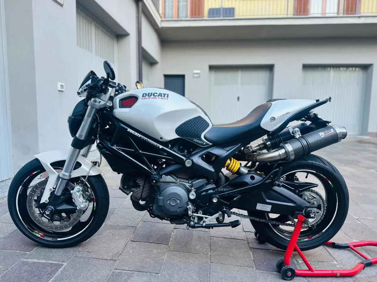 Ducati Monster 696 (2008 - 13)