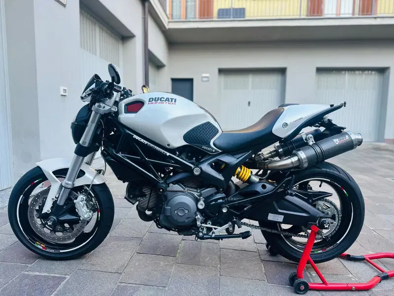 Ducati Monster 696 (2008 - 13)