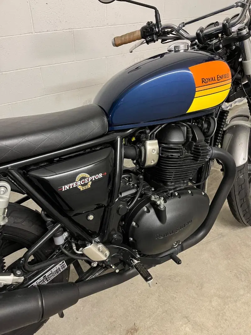 Royal Enfield Interceptor 650 (2021 - 26) (5)
