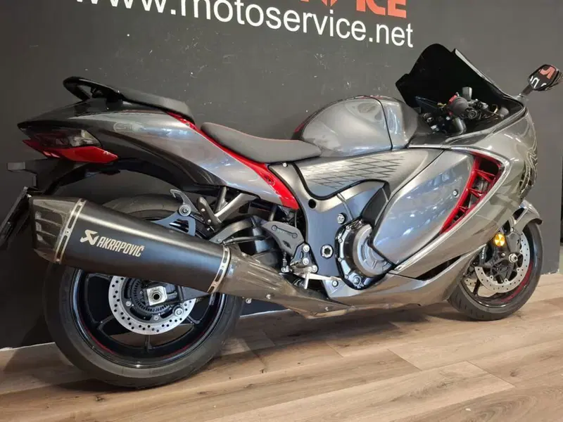 Suzuki GSX 1300 R Hayabusa (2021 - 24) (5)