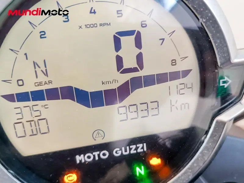 Moto Guzzi V7 Stone Centenario (2021 - 22) (12)
