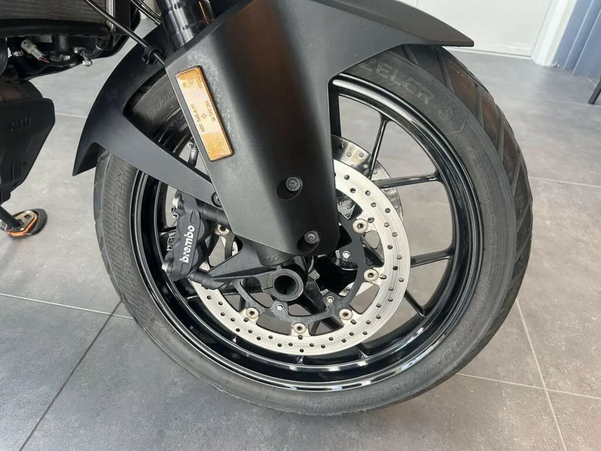 KTM 1090 Adventure R (2017 - 19) (4)