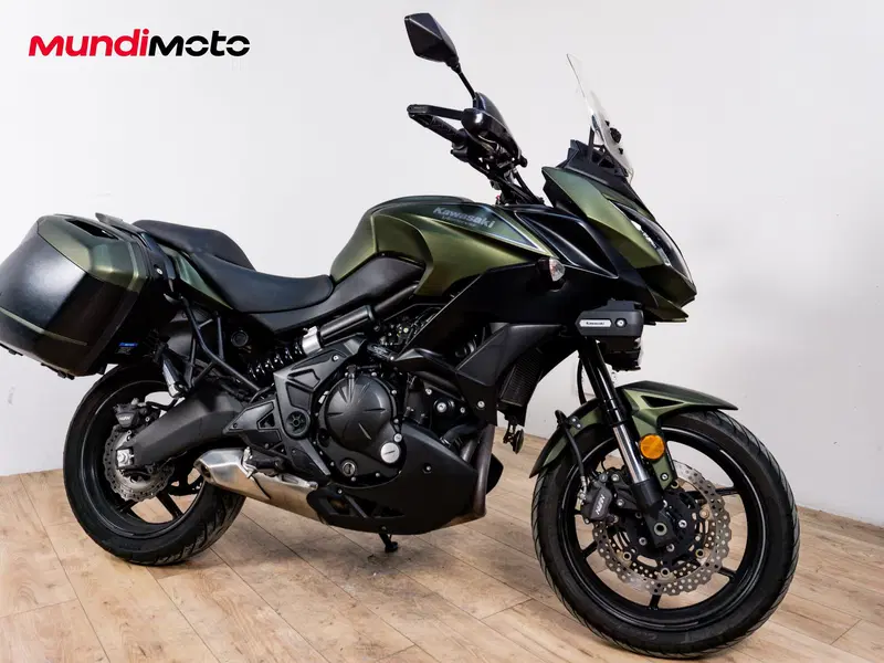 Kawasaki Versys 650 Tourer Plus SE (2017) (2)