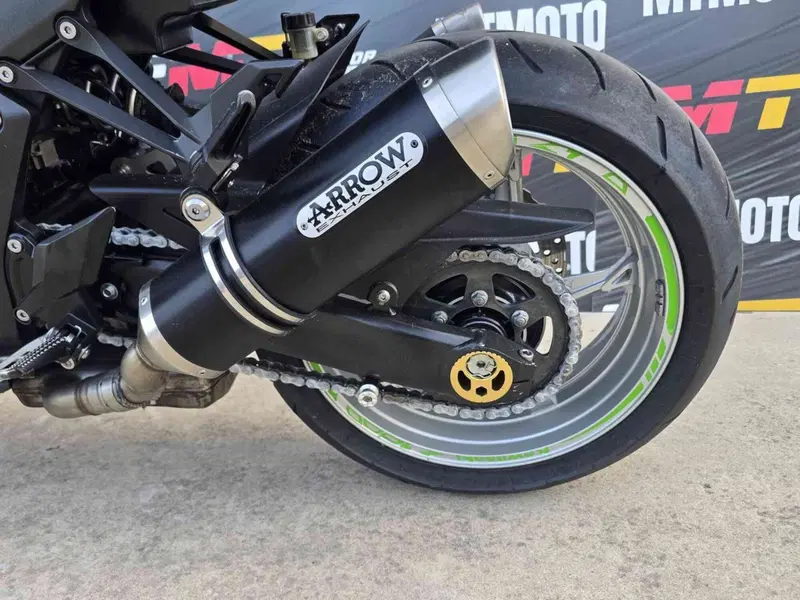 Kawasaki Z 1000 (2010 - 13) (9)