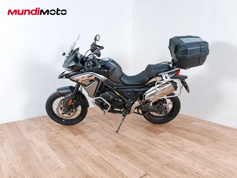 Voge Valico 650DSX (2021 - 24) (6)