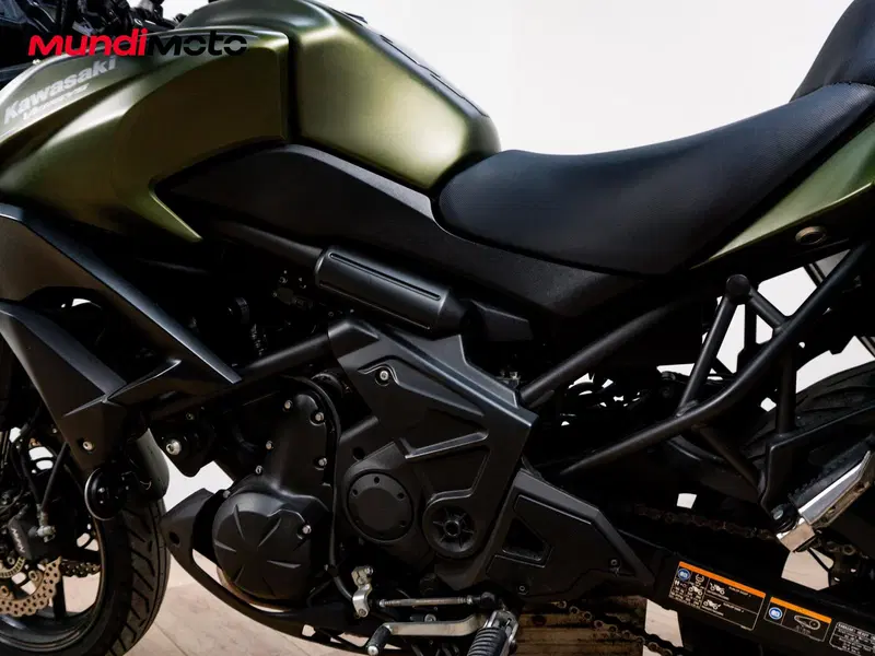 Kawasaki Versys 650 Tourer Plus SE (2017) (8)