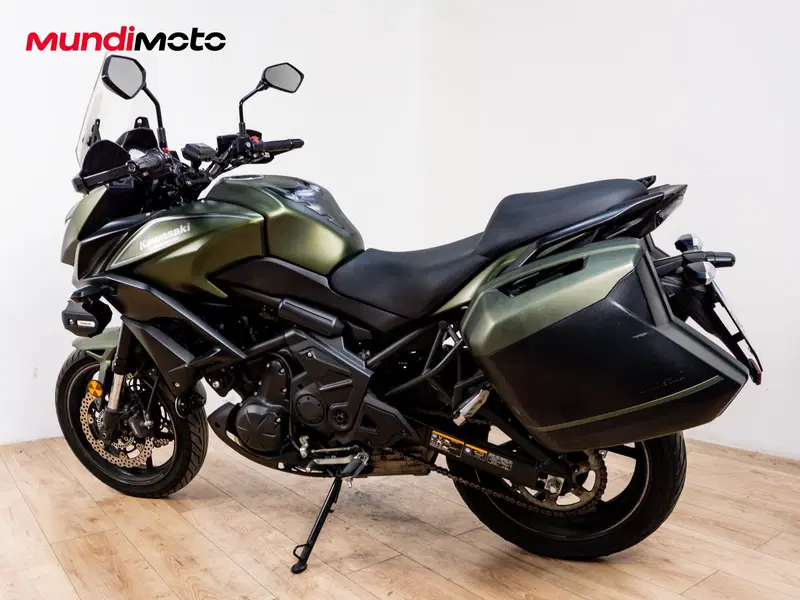 Kawasaki Versys 650 Tourer Plus SE (2017) (6)