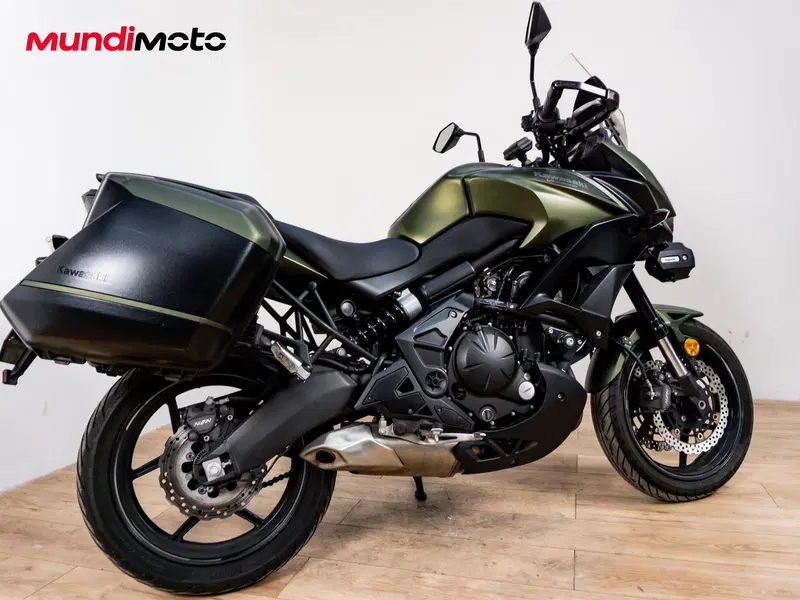 Kawasaki Versys 650 Tourer Plus SE (2017) (3)