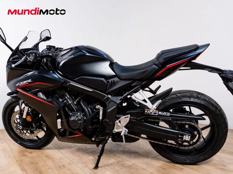 Honda CBR 650 R E-Clutch (2024 - 26) (7)