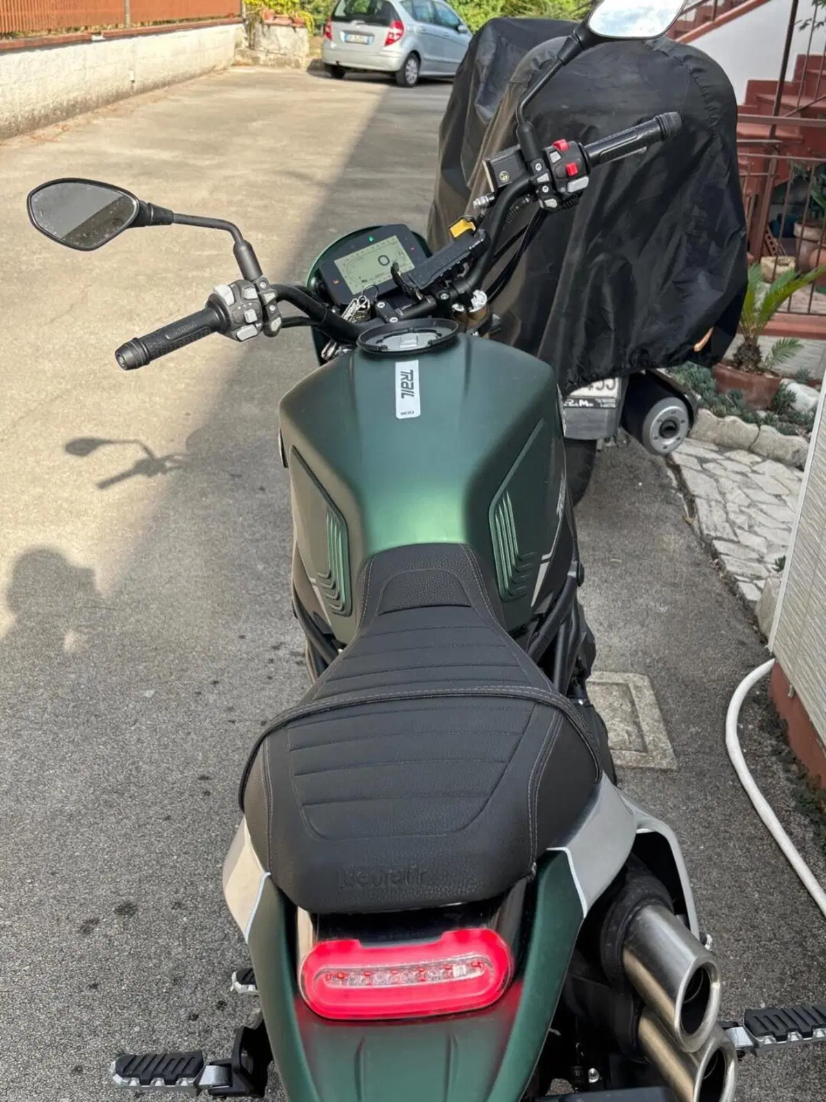 Benelli Leoncino 800 Trail (2022 - 26) (2)