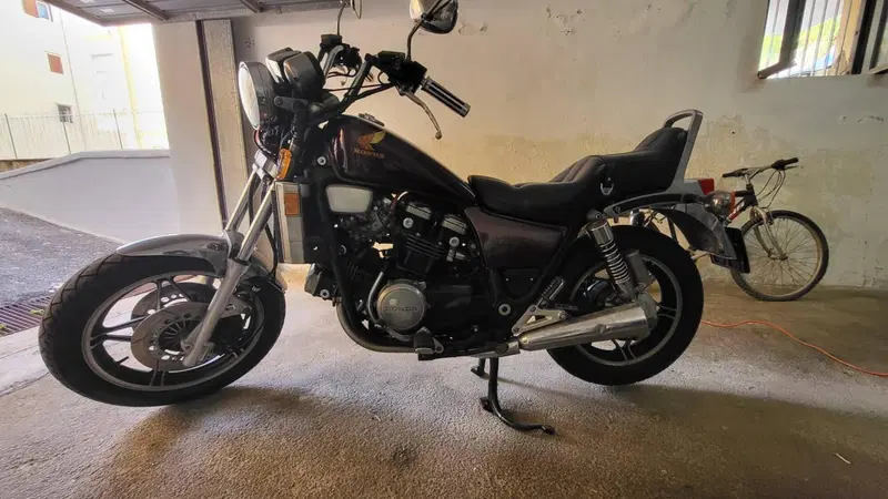 Honda vf 750 (3)