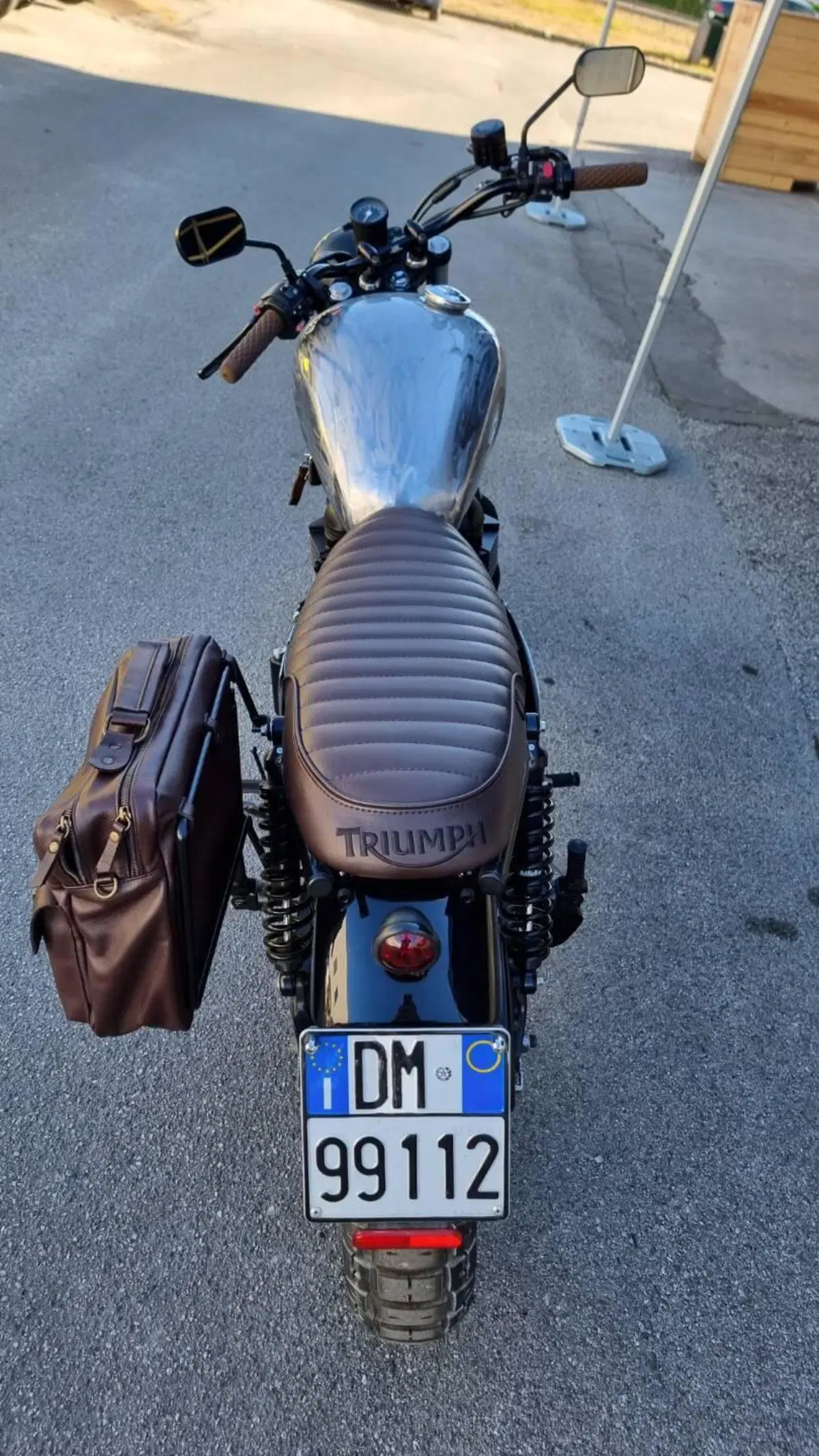 Triumph Bonneville SE (2009 - 13) (3)
