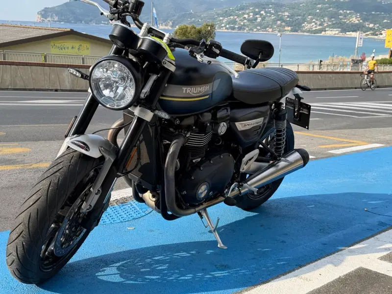 Triumph Speed Twin 1200 (2021 - 24)