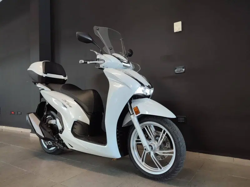 Honda SH 350 (2021 - 24) (3)