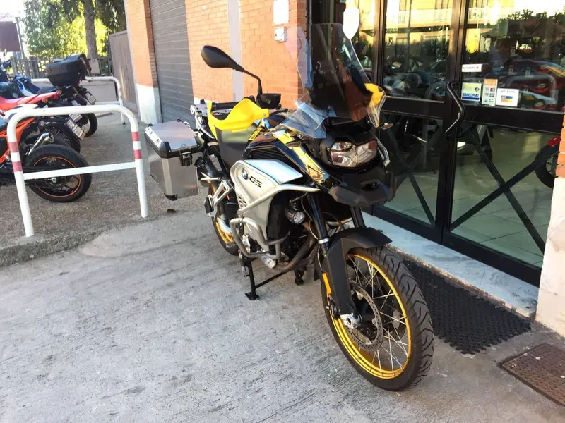Bmw F 850 GS Adventure - Edition 40 Years GS (2021) (2)