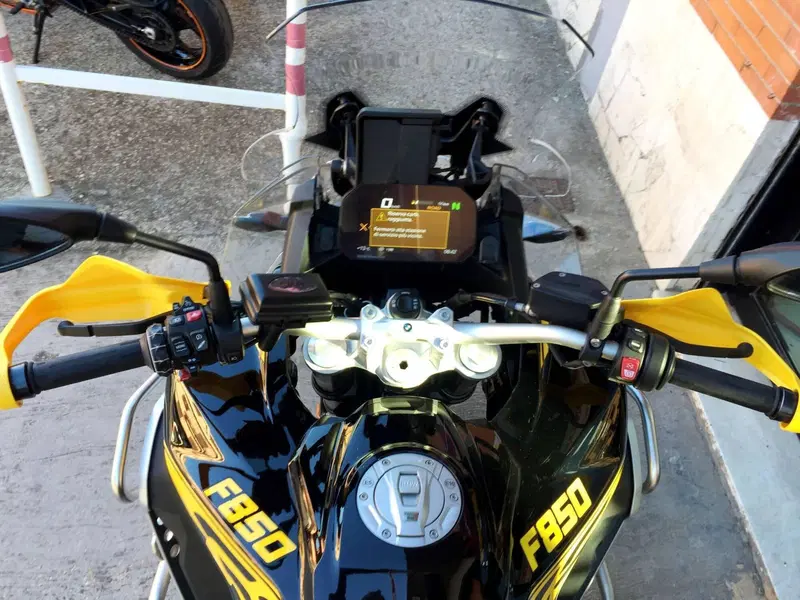 Bmw F 850 GS Adventure - Edition 40 Years GS (2021) (10)