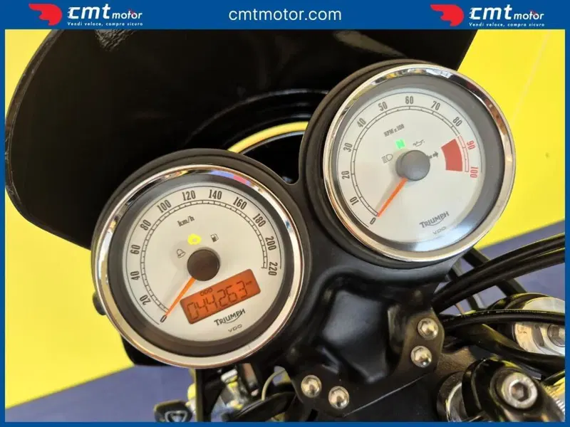 Triumph Thruxton 900 (2004 - 15) (5)