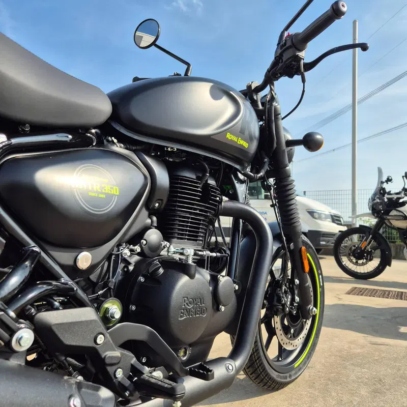 Royal Enfield HNTR 350 (2022 - 26) (5)