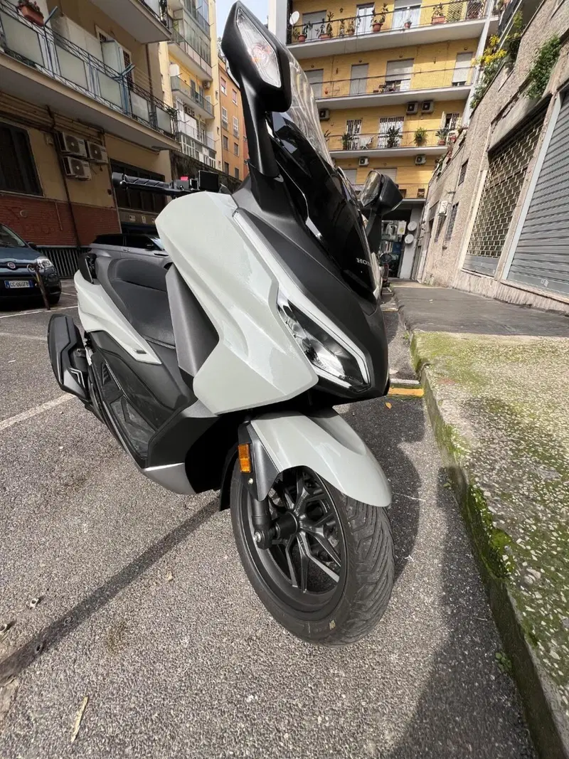 Honda Forza 350 Deluxe (2025 - 26) (2)