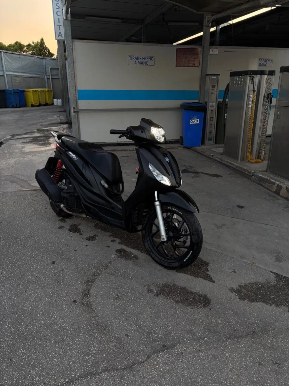 Piaggio Medley 125 S ABS (2021 - 24) (2)