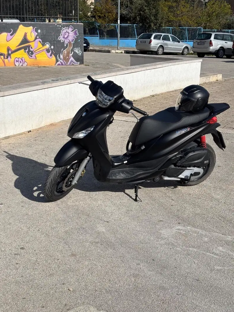 Piaggio Medley 125 S ABS (2021 - 24) (4)