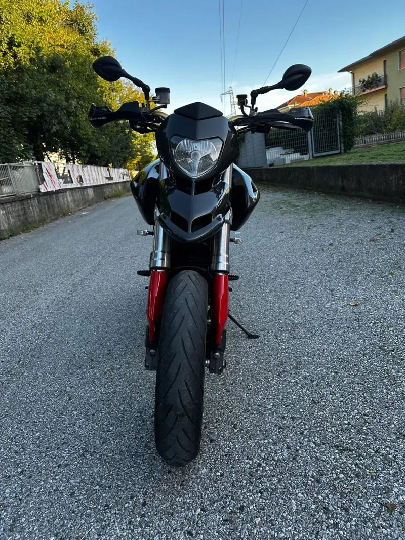 Ducati Hypermotard 1100 (2007 - 09) (2)